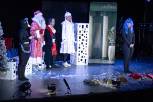 Премьера спектакля «Новогодние приключения Гены и Уйбаана»