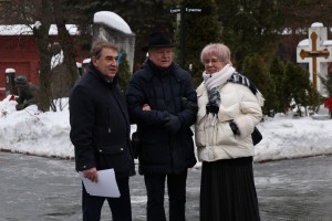 Возложение цветов на Новодевичьем кладбище