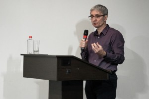 Лекция Сергея Пахомова «От магистральных к маргинальным: как астрология и алхимия стали псевдонауками»