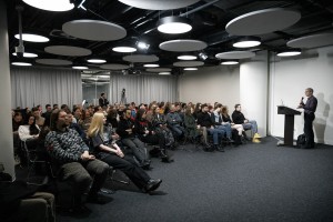 Лекция Сергея Пахомова «От магистральных к маргинальным: как астрология и алхимия стали псевдонауками»