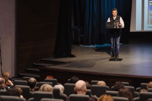 Лекция Александра Архангельского «От паранауки до параполитики: поиск неформального существования»