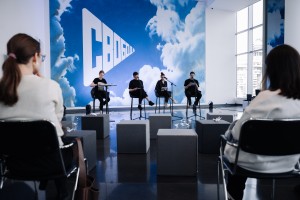 «На улицах не было неба». Война глазами писателей: стихи и проза о Великой Отечественной