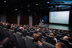 «1970-е. Застой в политике: движение в культуре»: Александр Архангельский о кинематографе застоя