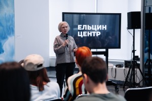 «Суета вокруг дивана»: Булычёв, Лем и братья Стругацкие