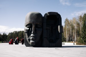 Музейно-автобусная экскурсия «Художник и власть: Эрнст Неизвестный»