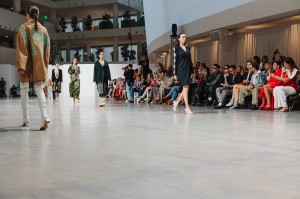 Модный показ в Ельцин Центре. Международная неделя моды UF LAB