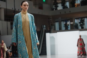 Модный показ в Ельцин Центре. Международная неделя моды UF LAB