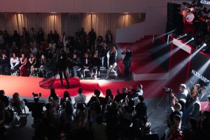 Модное шоу в День города. Международная неделя моды UF LAB