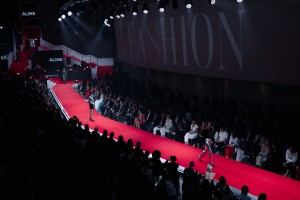 Модное шоу в День города. Международная неделя моды UF LAB