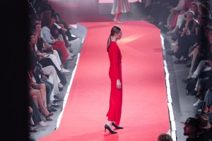 Модное шоу в День города. Международная неделя моды UF LAB