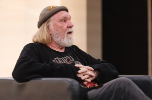 «Как смотреть и анализировать спектакль». Встреча с Олегом Лоевским