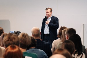 Программа «Смыслы современного Китая». Лекция Сергея Смирнова «Россия – Китай обречены на добрососедство? Пять лет спустя»