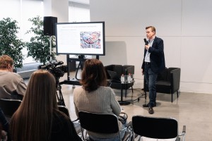 Программа «Смыслы современного Китая». Лекция Сергея Смирнова «Россия – Китай обречены на добрососедство? Пять лет спустя»