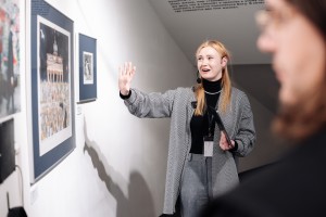 Тематическая экскурсия «День 10316-й: падение стены» с Анной Бородулиной