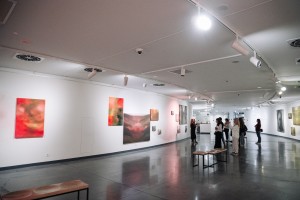 Экскурсия по выставке «НИИ Филаретова. Екатеринбург» с переводом на русский жестовый язык. Неделя глухих в Ельцин Центре. 2024 год