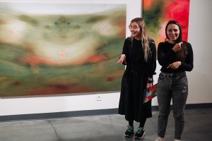 Экскурсия по выставке «НИИ Филаретова. Екатеринбург» с переводом на русский жестовый язык. Неделя глухих в Ельцин Центре. 2024 год