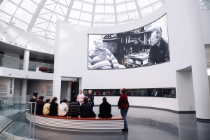 Семейная игра «Ветер перемен» с переводом на РЖЯ. Неделя глухих в Ельцин Центре. 2024 год