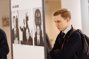 Открытие выставки Алексея Сазонова «Власть без ретуши»