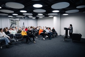 Вторая лекция Анны Новиковой из цикла «Цифровая культура: как не потерять себя в современном мире?»