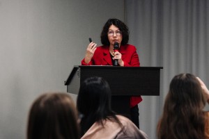 Анна Новикова. «Как медиа меняют социальные связи?»