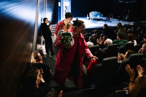 Новогодний спектакль для взрослых «Стыдно быть несчастливым»