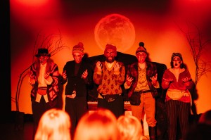 Театральная платформа «В Центре». Спектакль «Чёрные скоморохи»