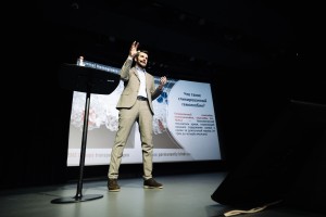 Лекция Андрея Подзолкова «Инсулин: свой среди чужих, чужой среди своих»