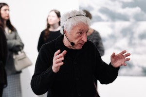 Кураторская экскурсия Виктора Мизиано по выставке «Владимир Куприянов. Возвращение времени»