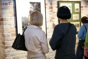 Открытие выставки Александра Тягны-Рядно «Кадровый голод»