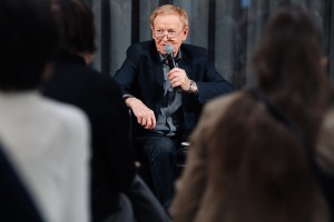 «Она запомнилась по дням». Поэтическая антология войны