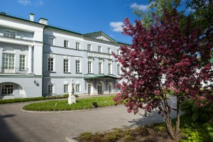 Усадьба Долгоруковых-Бобринских на Малой Никитской в Москве