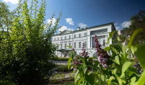 Усадьба Долгоруковых-Бобринских на Малой Никитской в Москве