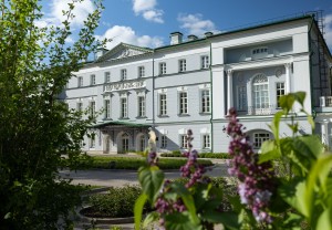 Усадьба Долгоруковых-Бобринских на Малой Никитской в Москве