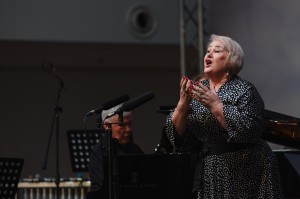 Праздничный концерт ко Дню Победы