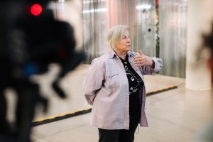 Пресс-тур по выставке Генриетты Перьян «Оттепель. Фото на память»