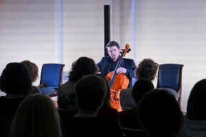 Концерт виолончелиста Андрея Ефимовского