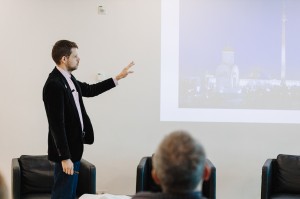 Лекция «Память о войне в эпоху перемен: коммеморация Великой Отечественной войны в 1990-е годы» в Ельцин Центре