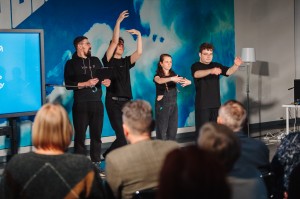 «Хокку», «Услышанное» и «Монологи предметов». Показ итогов лаборатории проекта «Простые действия»