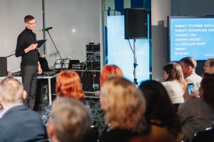 «Хокку», «Услышанное» и «Монологи предметов». Показ итогов лаборатории проекта «Простые действия»