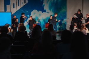 «Хокку», «Услышанное» и «Монологи предметов». Показ итогов лаборатории проекта «Простые действия»