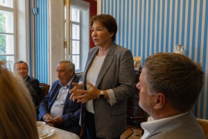 Вручение сертификатов теннисным стипендиатам в Ельцин Центре