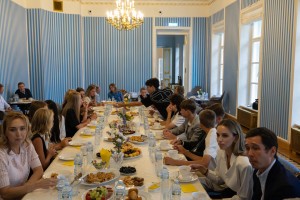 Вручение сертификатов теннисным стипендиатам в Ельцин Центре