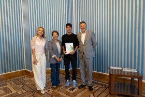 Вручение сертификатов теннисным стипендиатам в Ельцин Центре