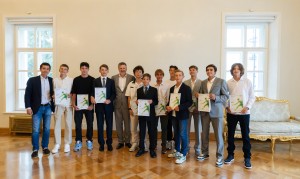 Вручение сертификатов теннисным стипендиатам в Ельцин Центре