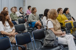 Лекция Анны Новиковой «Язык нежности: фотография как текст публичной антропологии и цифровой истории»