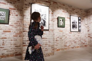 Открытие выставки Юрия Феклистова «Кадровый голод»