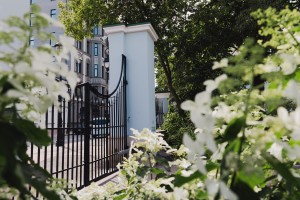 Усадьба Долгоруковых-Бобринских на Малой Никитской в Москве