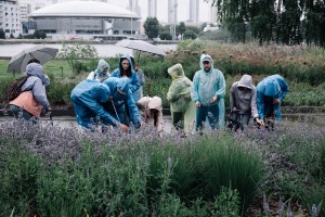 Свобода творчества в Саду трав. Занятие для незрячих и слабовидящих посетителей