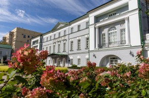 Усадьба Долгоруковых-Бобринских на Малой Никитской в Москве