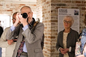 Открытие выставки «Кадровый голод. Алексей Сазонов»